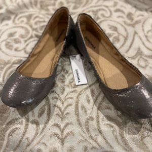 Sonoma Goods for life ballet flats, BRAND NEW WITH TAGS, size 9, pewter